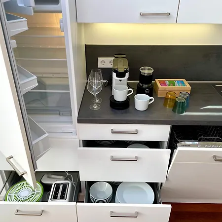 Apartment 2-zi. 42 Qm, An Der Friedrichsau/messe